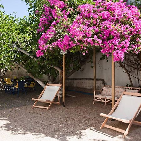 Albatross Hotel Livadi  Екстериор снимка