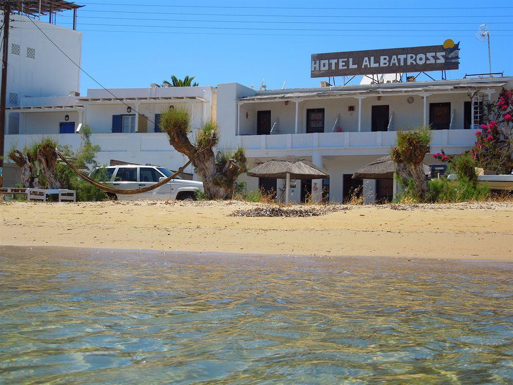 Albatross Hotel Livadi  Екстериор снимка