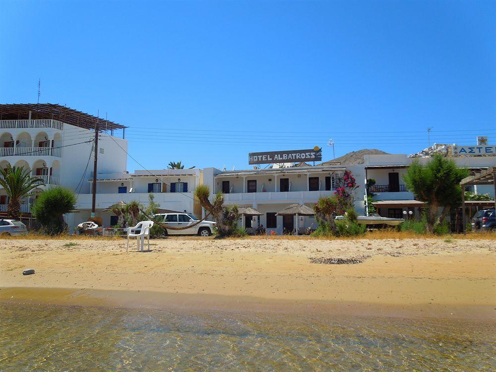 Albatross Hotel Livadi  Екстериор снимка