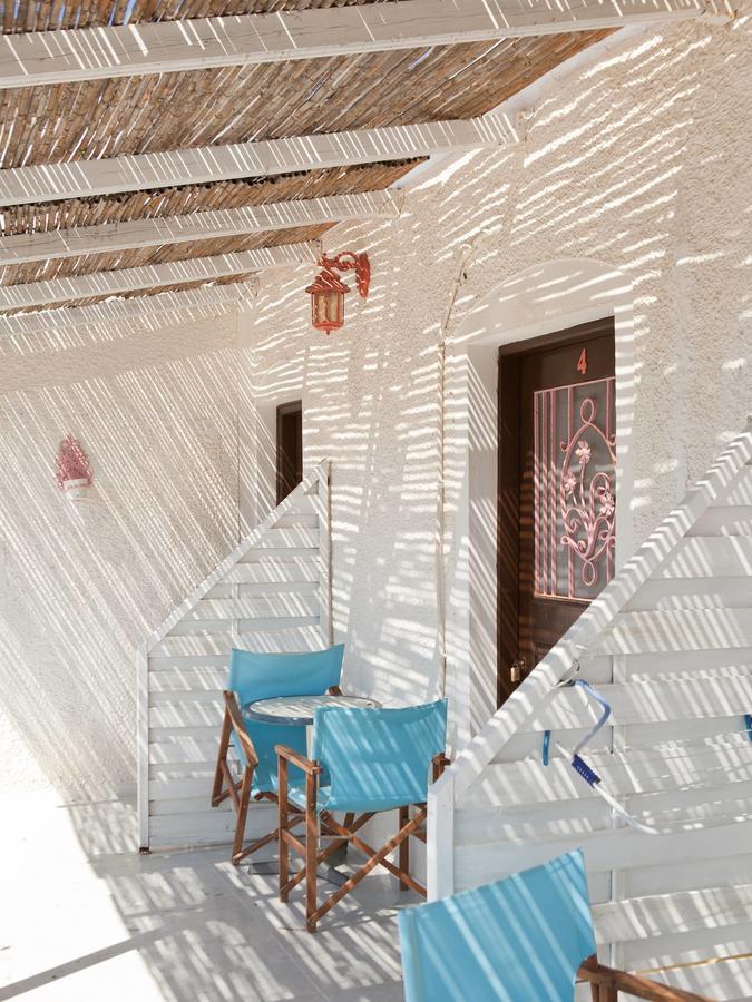 Albatross Hotel Livadi  Екстериор снимка