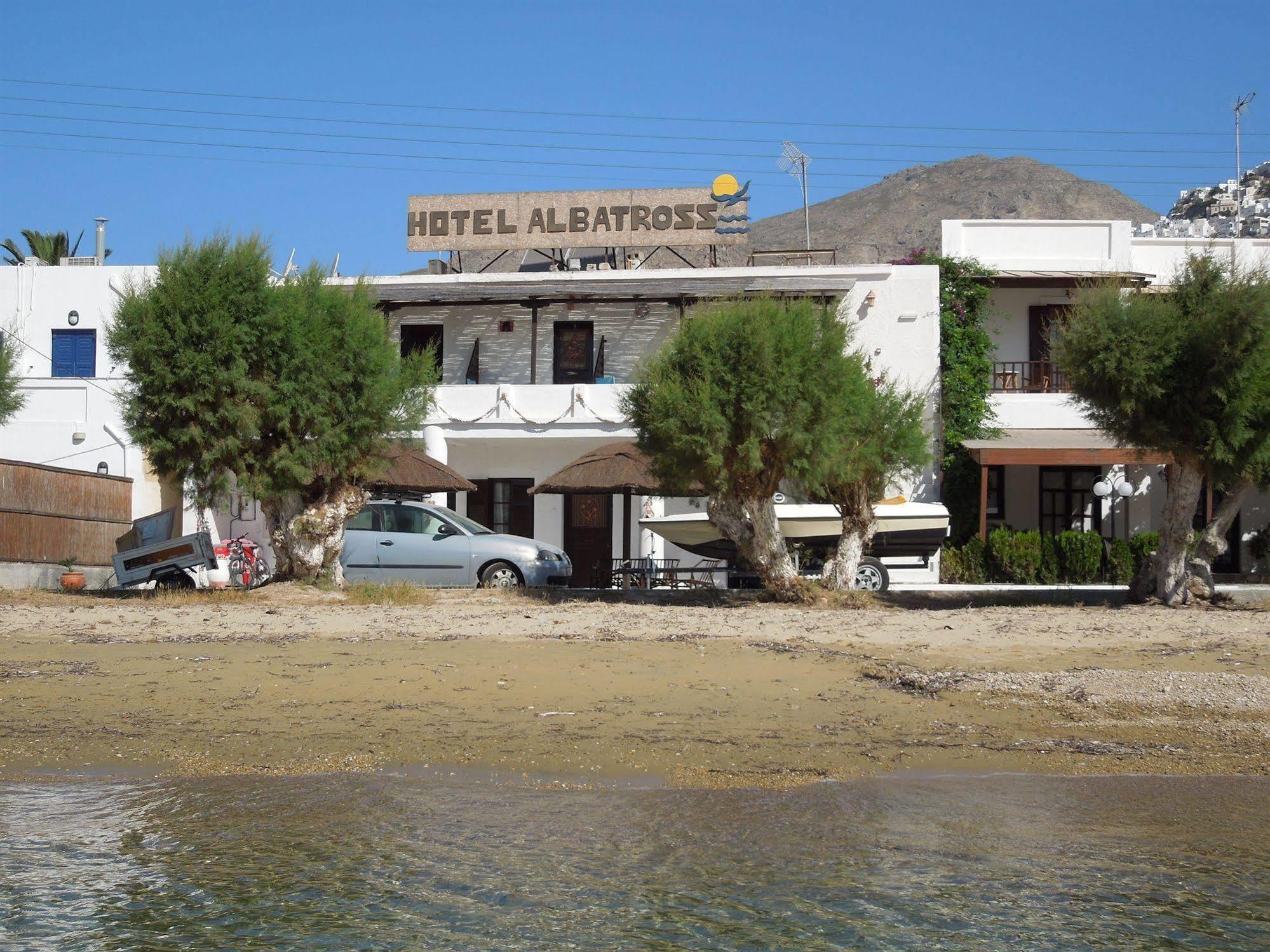 Albatross Hotel Livadi  Екстериор снимка